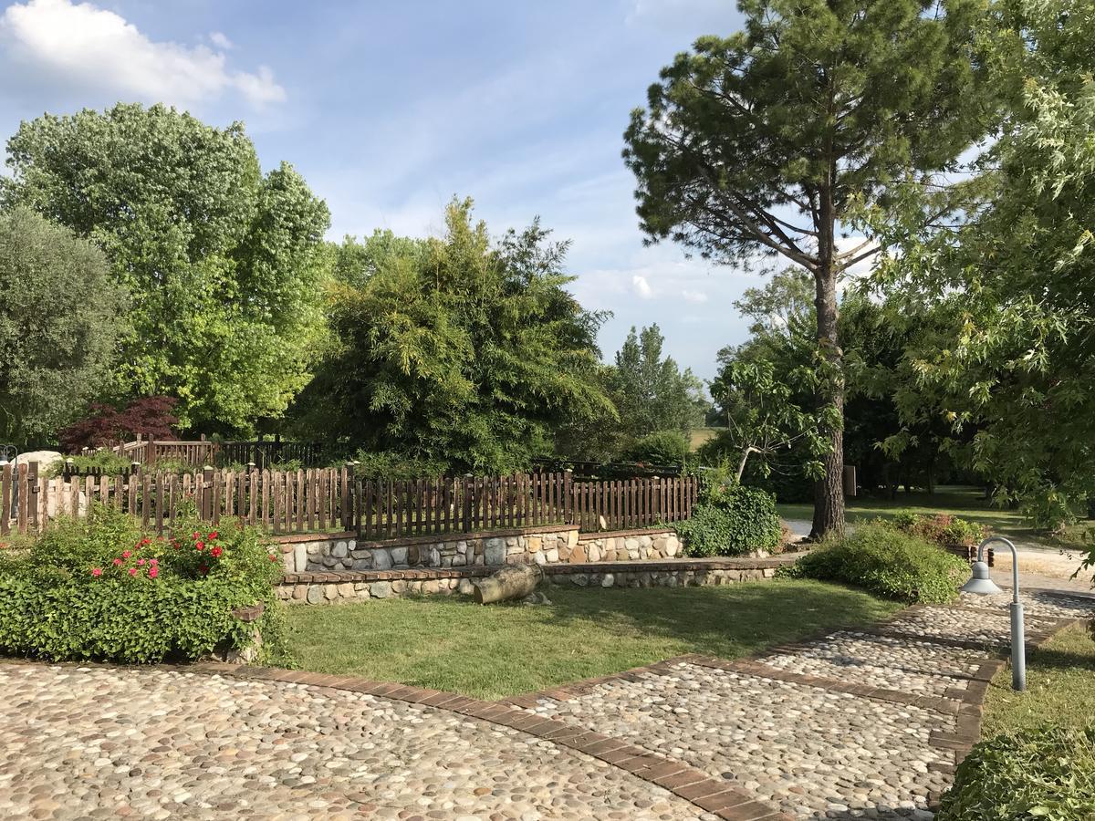 Agriturismo Corte Salandini Ponti sul Mincio Exterior foto