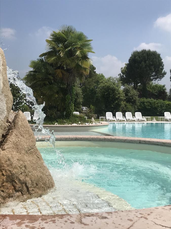 Agriturismo Corte Salandini Ponti sul Mincio Exterior foto